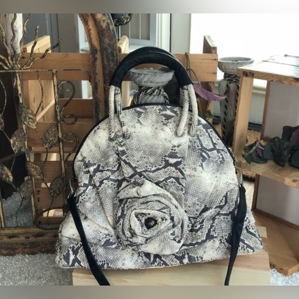 Renato Angi Venezia python crossbody handbag